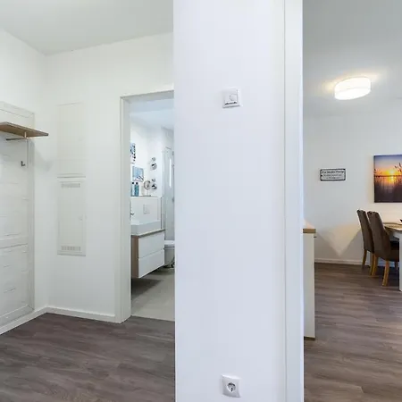 Ostseeallee Ostseeallee 4-31 شقة