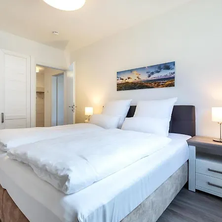 Ostseeallee Ostseeallee 4-31 4*